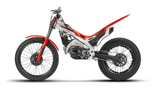 SINCRO 300 2T my 26 (650)
